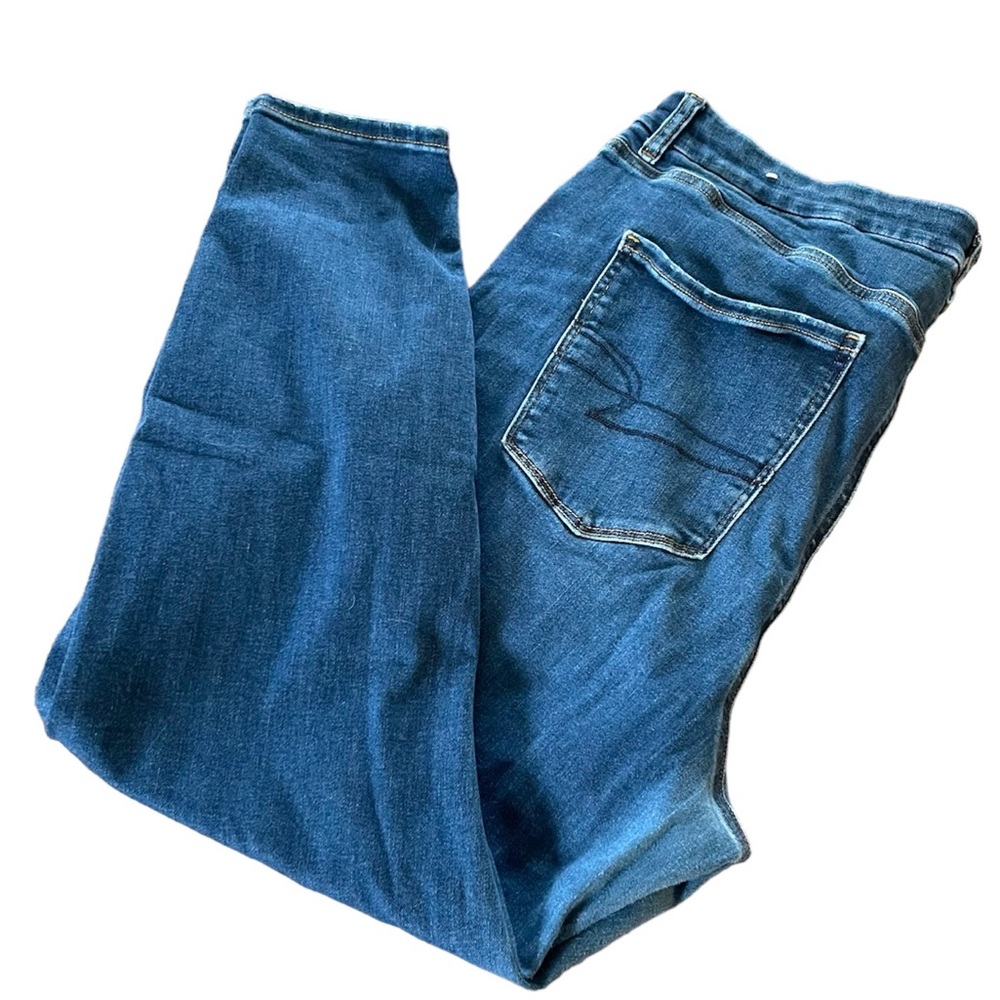 American Eagle Curvy High-rise Jegging in Short